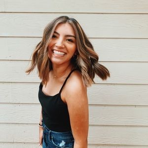 Meet your Posher, Harmony